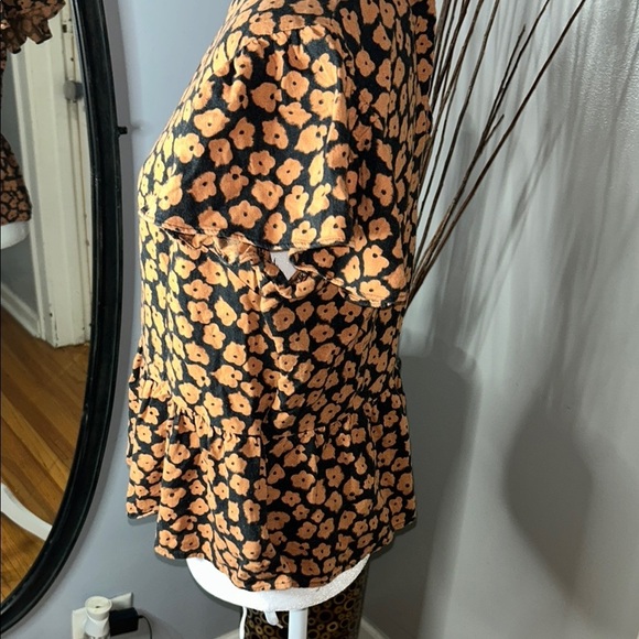 Who What Wear Orange Peplum Cap Sleeve Top - Picture 4 of 9